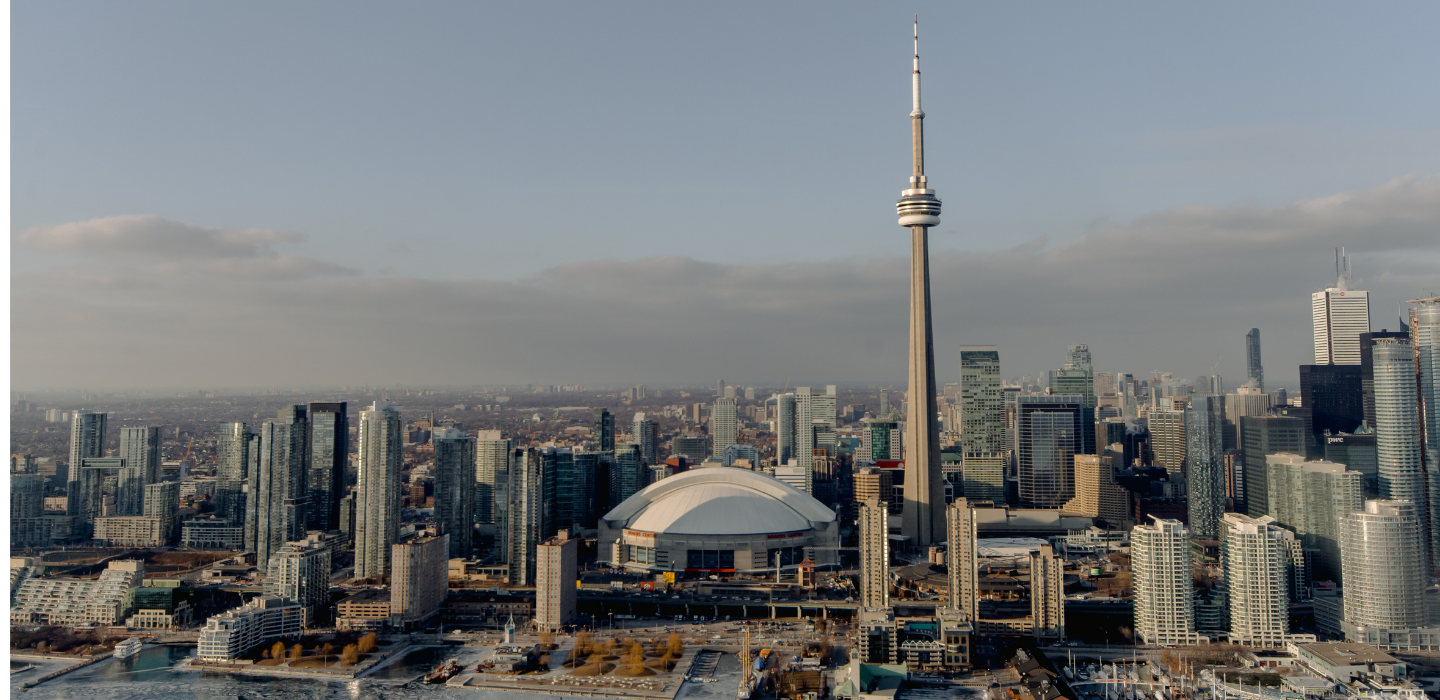 ville_gratte_ciel_vue_aérienne